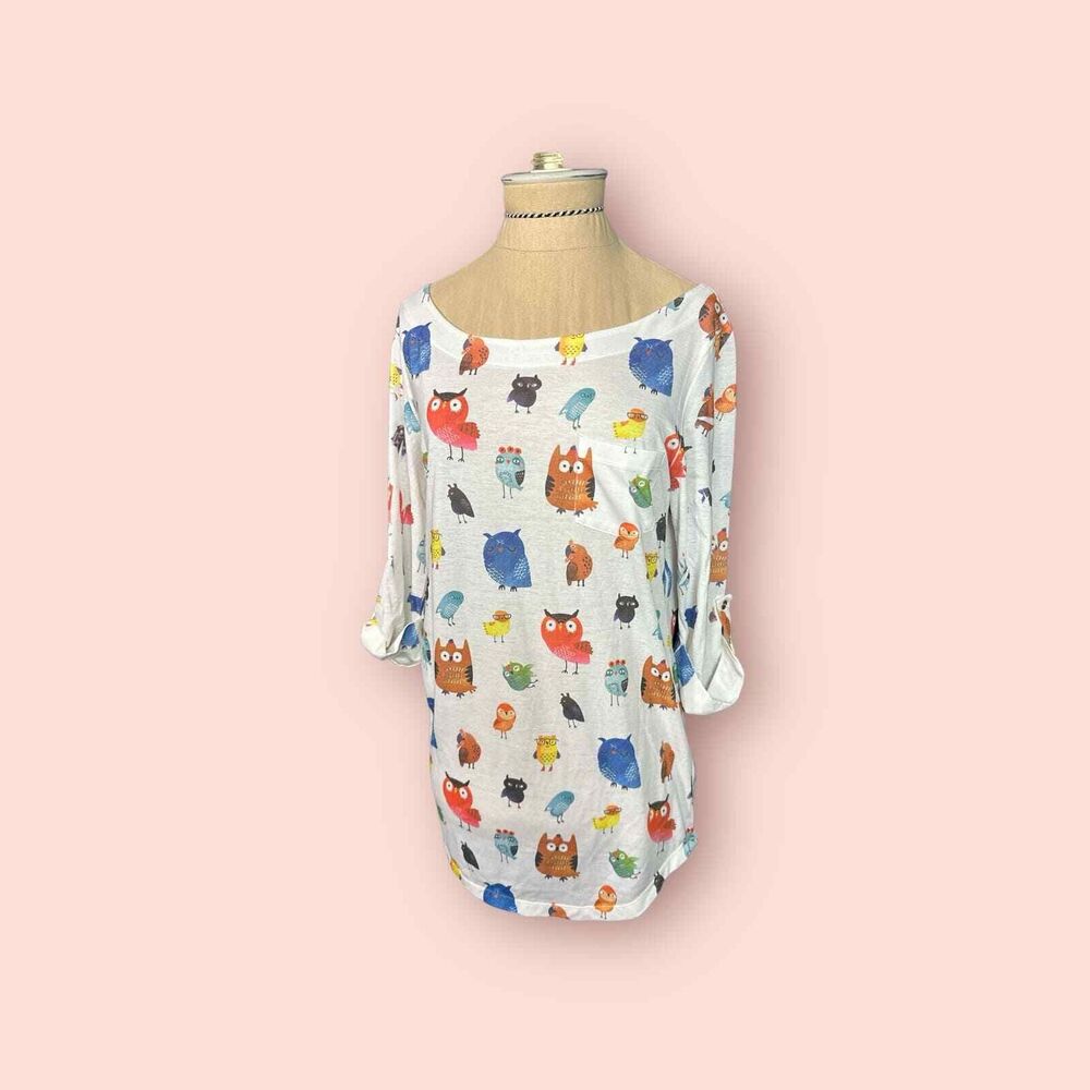 D.N.A. Couture Graphic White  Colorful Owl Print 3/4 Sleeve Tunic NWT Size Large